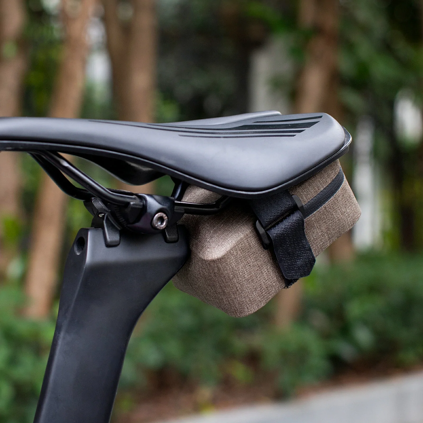 Compact Waterproof Bike Saddle Bag for Tools & Essentials - Image 16