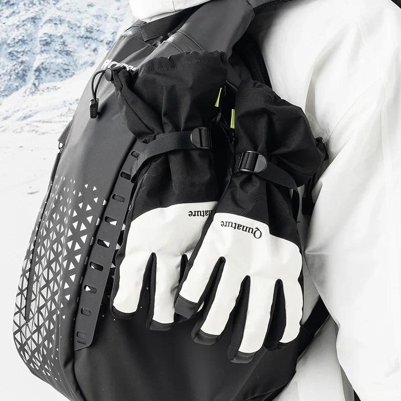 Outdoor Insulated Ski Gloves - Windproof Waterproof Touchscreen Compatible - Image 8