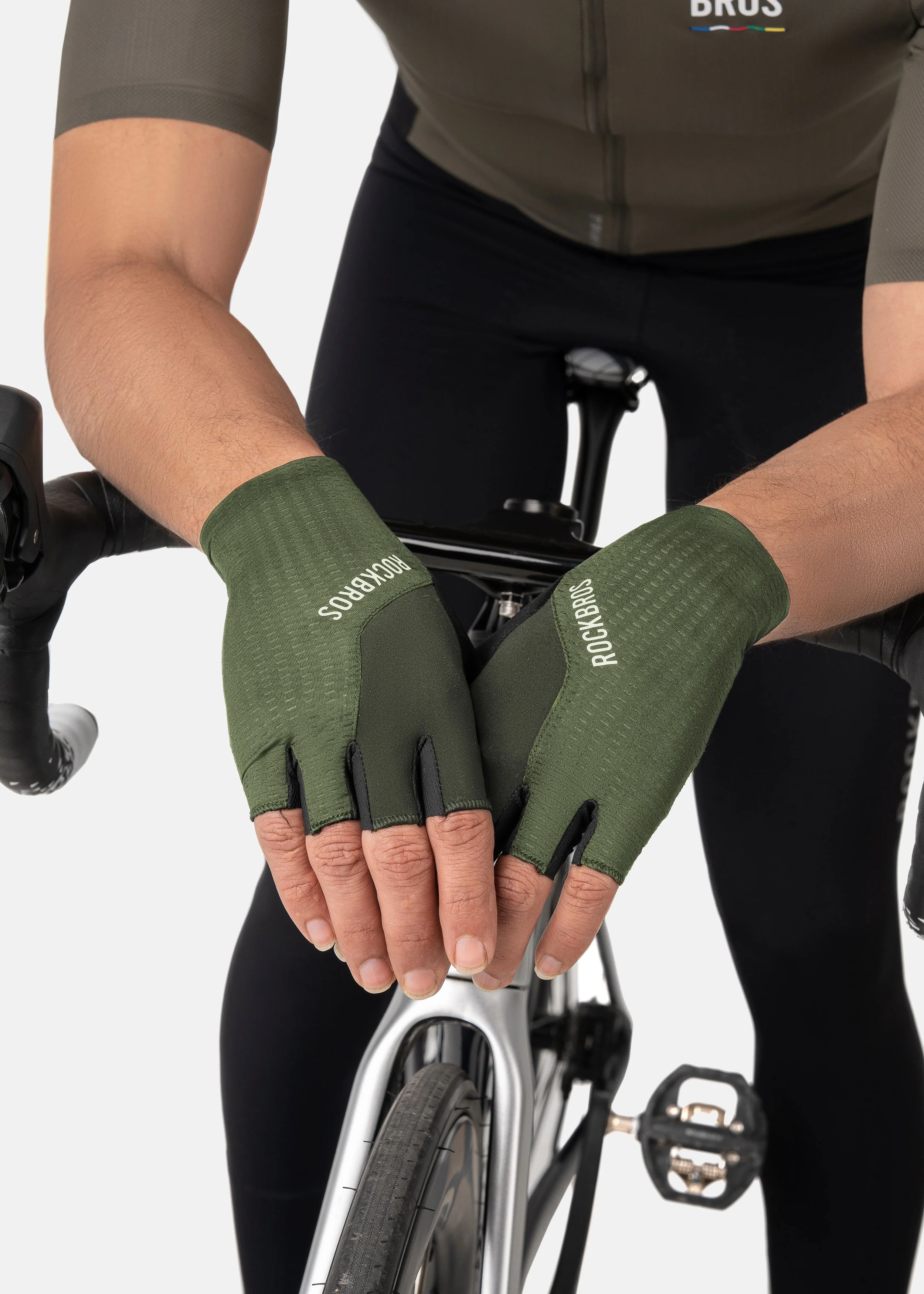 ROCKRBOS Road-to-Sky Cycling Fingerless Gloves - Image 4
