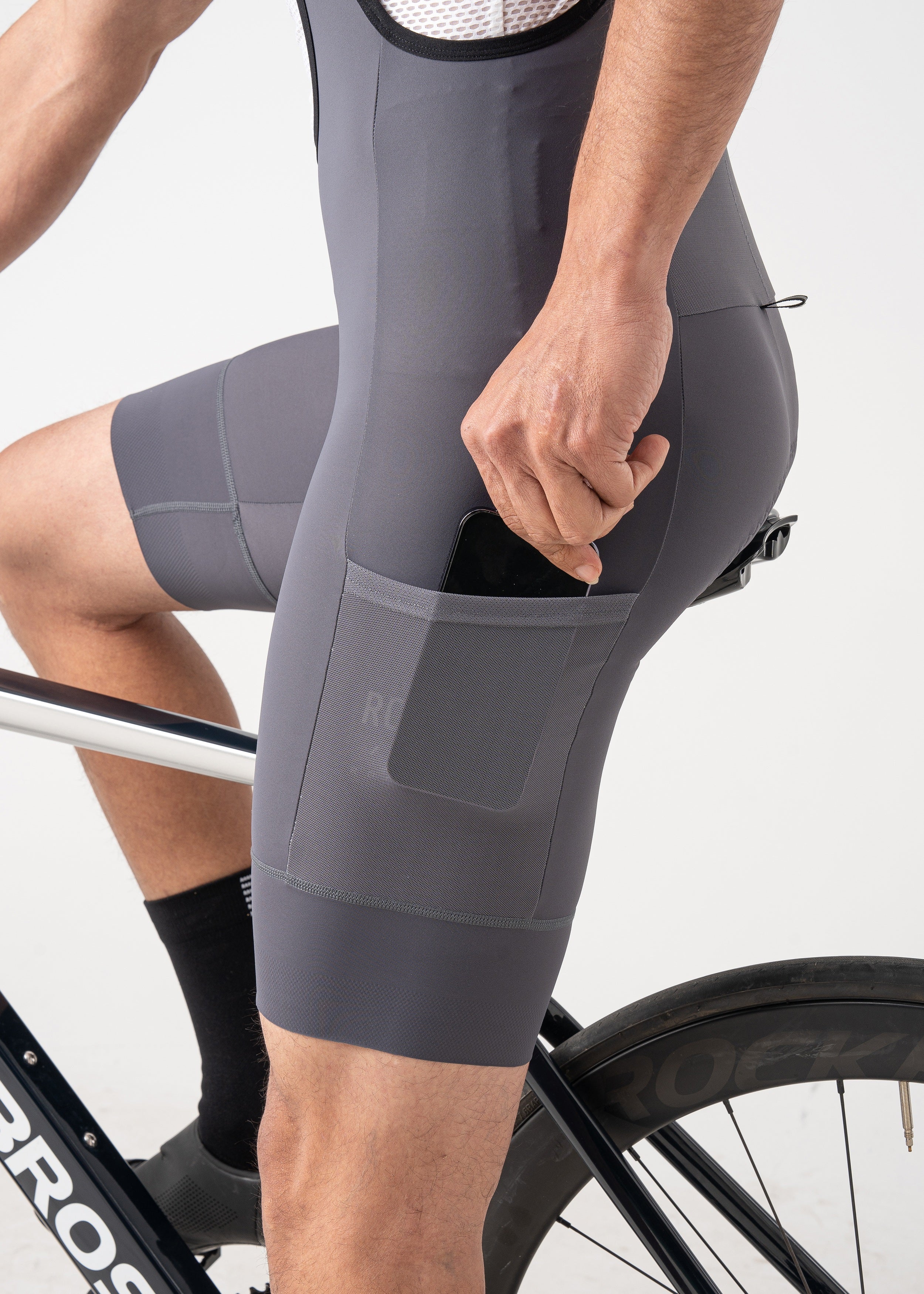 Road-to-Sky Men's Cycling Bib Shorts - Image 8