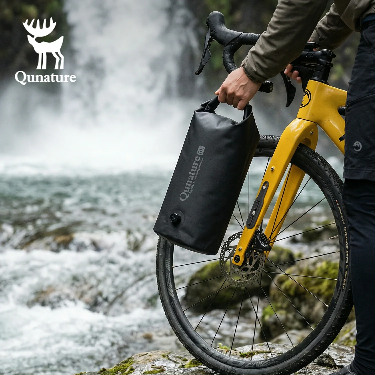 Magnetic Quick-Release Waterproof Bike Fork Bag 6L - Image 4